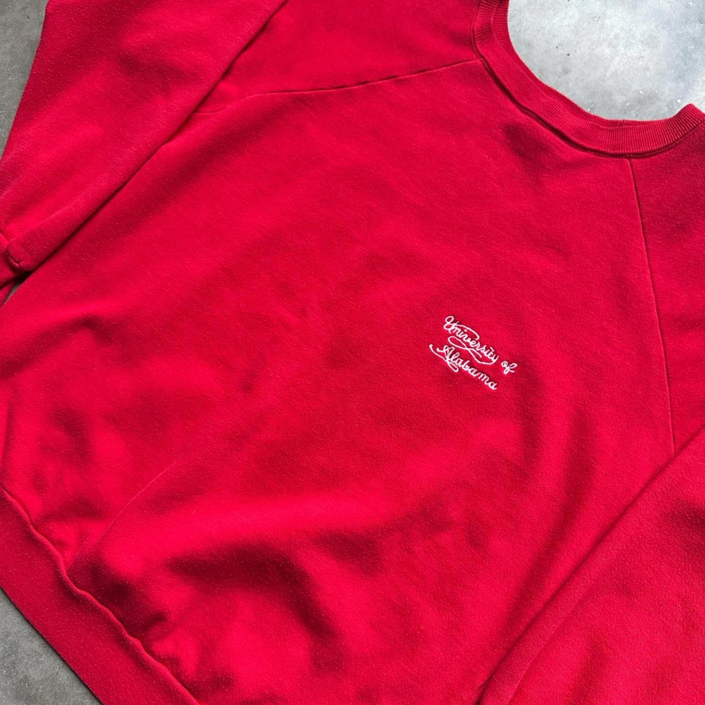 University Of Alabama Red Crewneck With Embroidered Logo 90s [COPY]