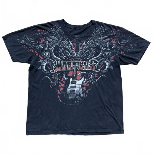 Hooters Vintage Y2K “Guitar & Dragons” Graphic T-shirt  [COPY]