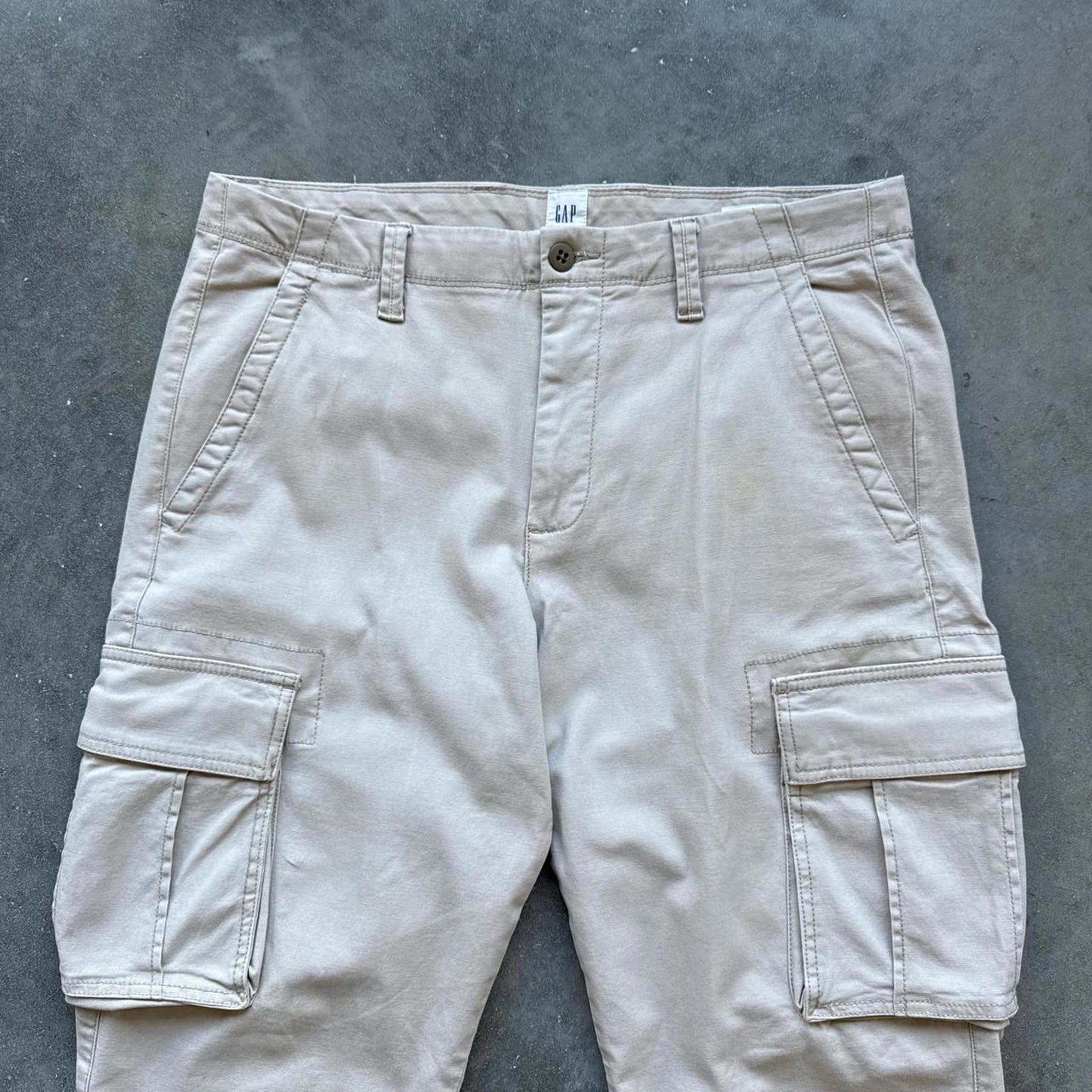 Gap cream straight leg cargo pants #y2kfashion # [COPY]