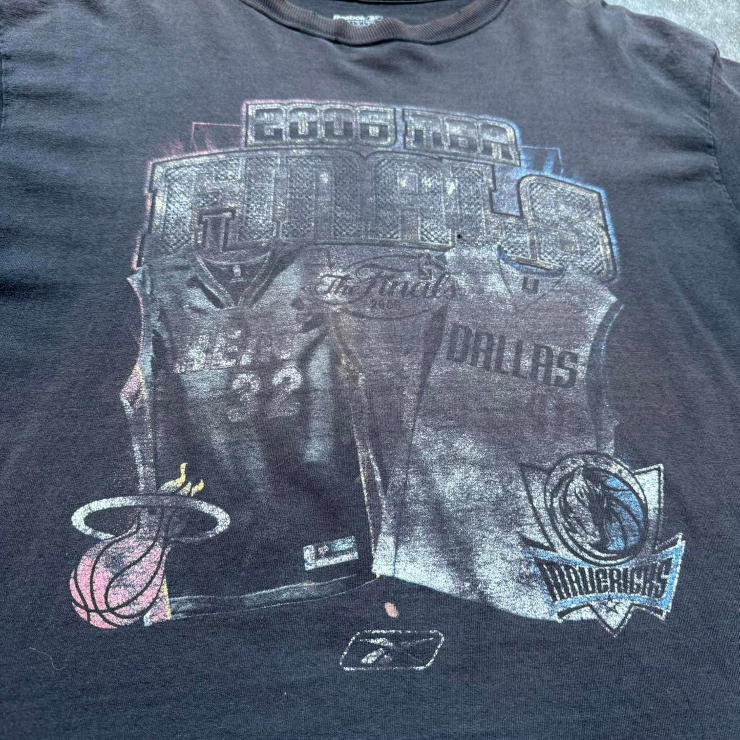 Reebok 2006 NBA Finals “Heat vs Mavericks” Graphic T-shirt  [COPY]