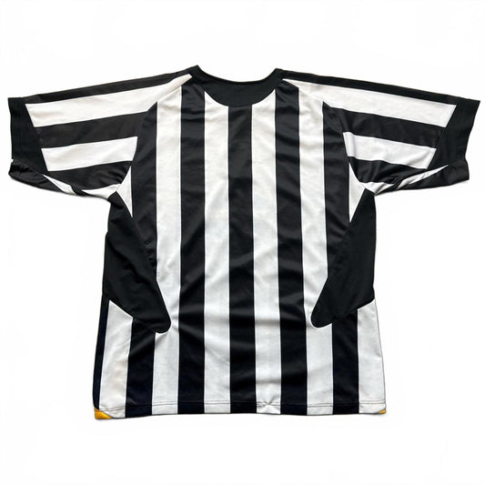 Tamoil Juventus 2004-2005 Season Home Jersey Kit Y2k T-Shirt [COPY]